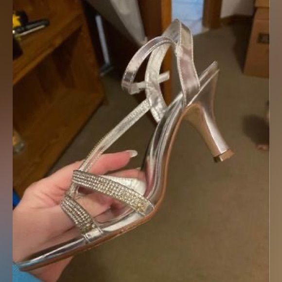 Call it Spring shoes - Picture 3 of 4